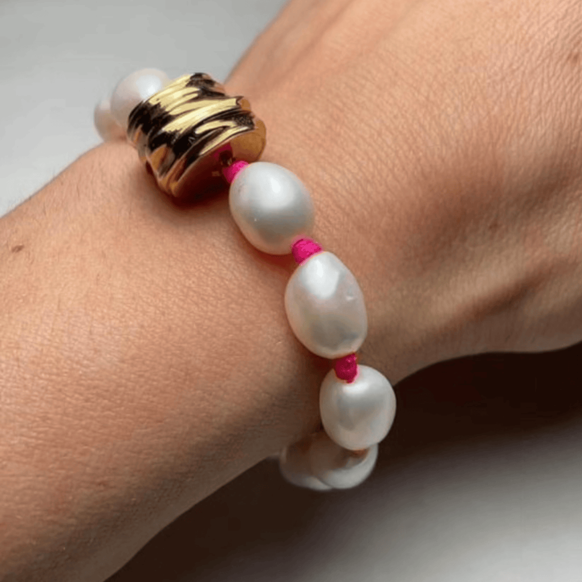 Nina Janvier Neon Pink Soga Bracelet