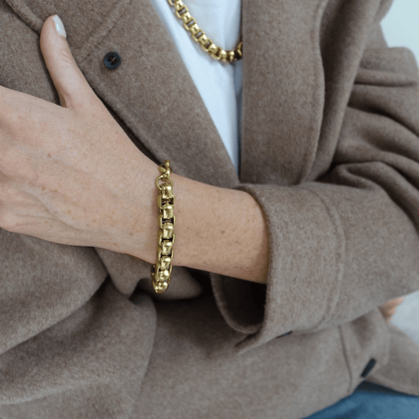 Pearl Octopuss.y Gold Big Box Chain Bracelet