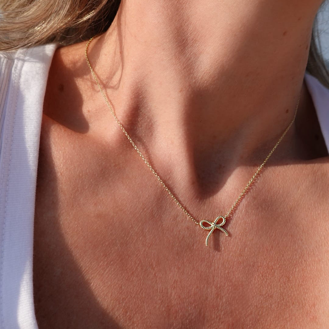 Loulerie Bow Necklace