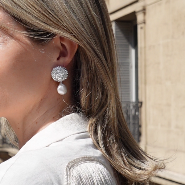 Pearl Octopuss.y Aurora Studs