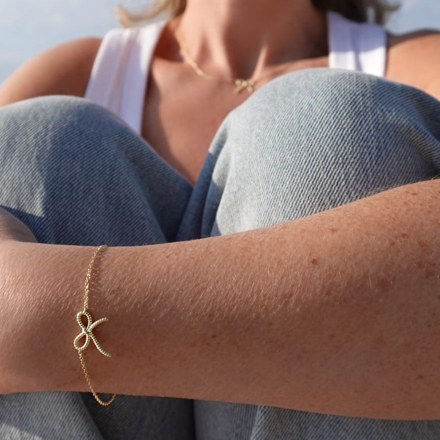 Loulerie Bow Bracelet