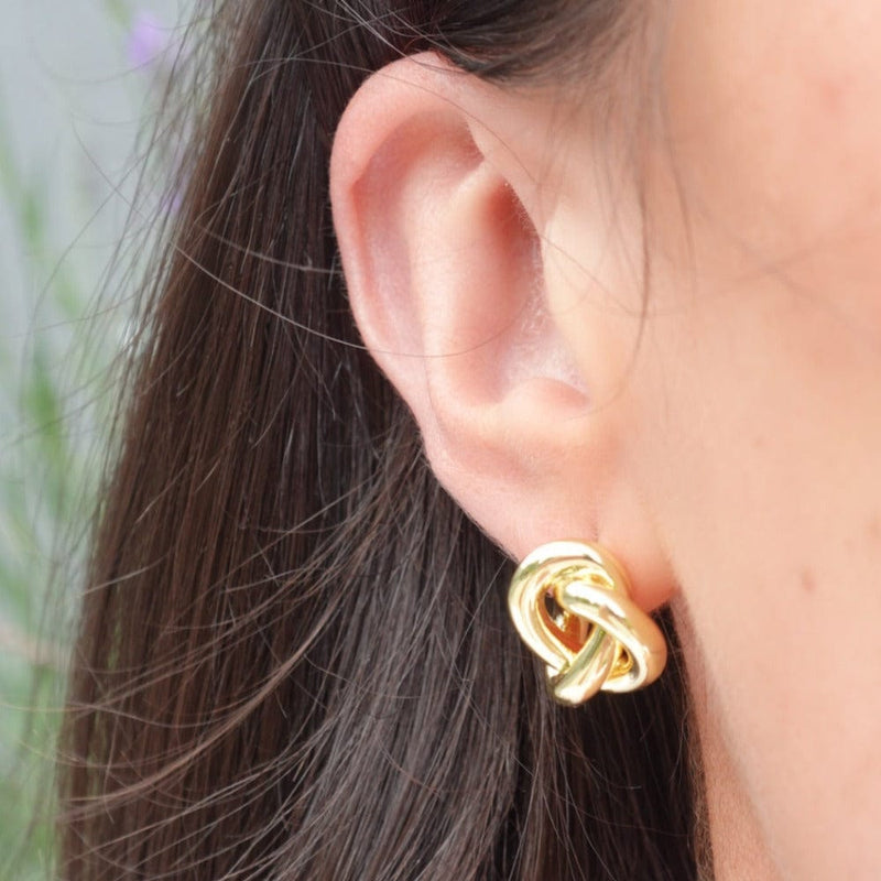 Gold knot earrings