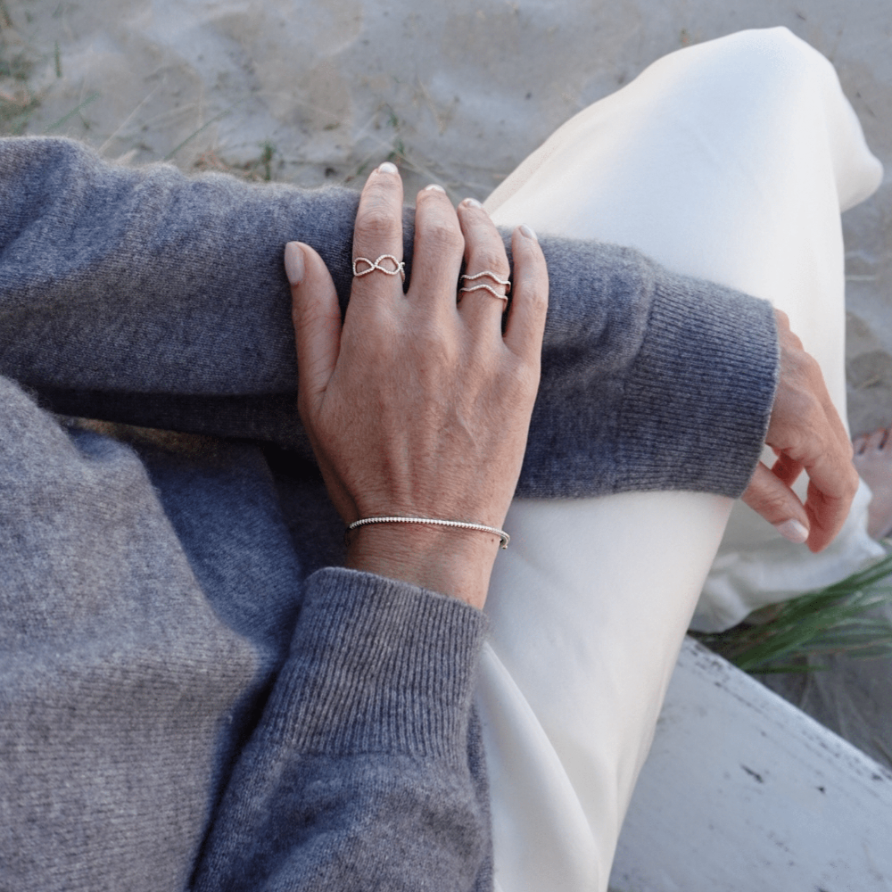 wave bangle