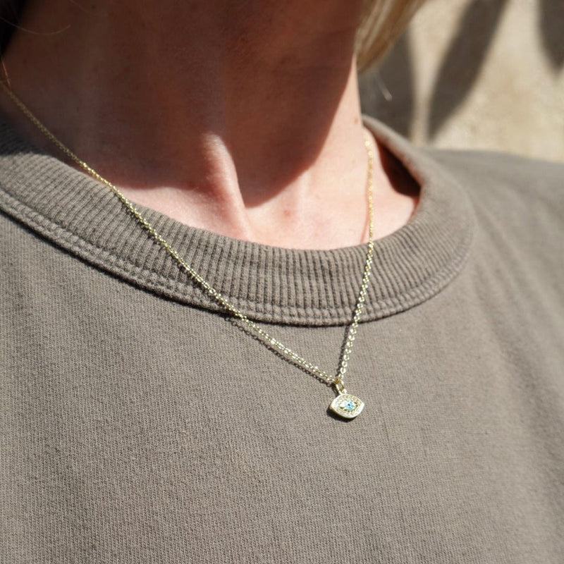 Necklace with a pendant