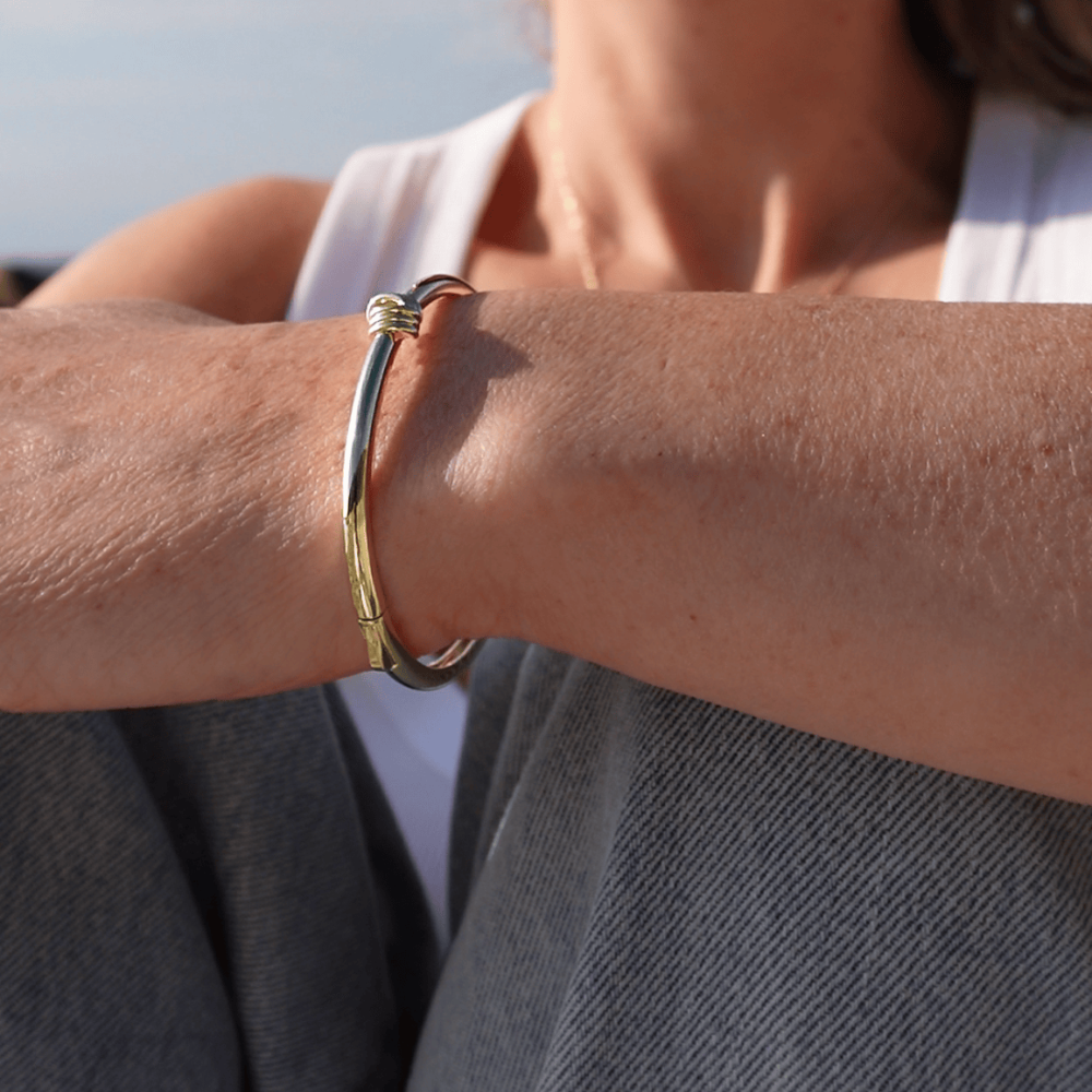 knot bangle 