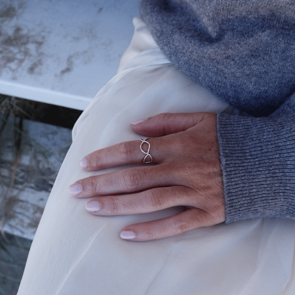 diamond ring with triple waves