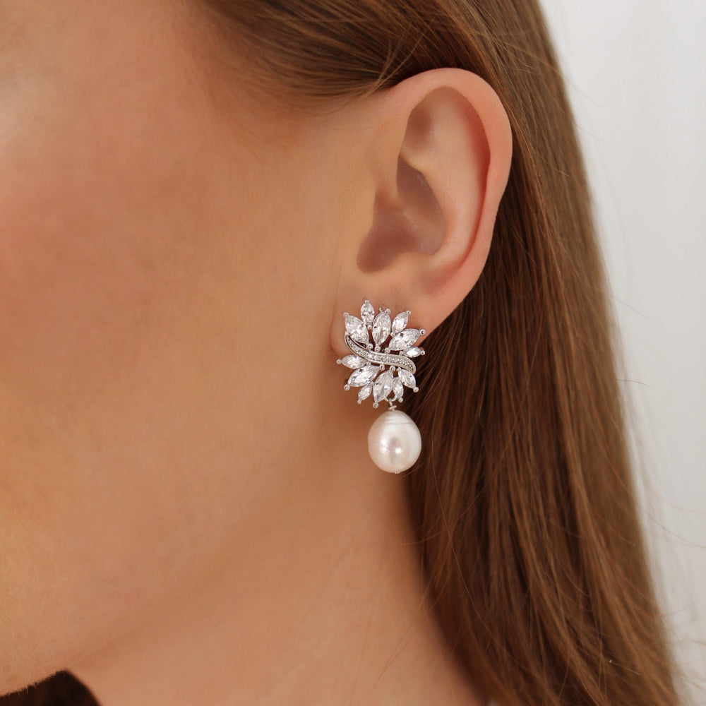 bridal earrings for wedding day
