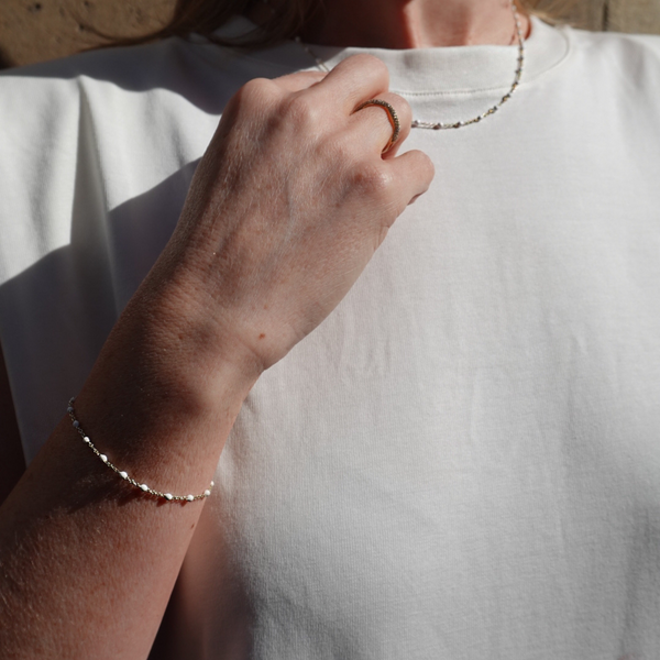 loulerie fashion summer bracelet gold with white enamel bead 