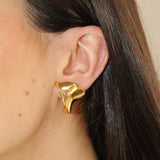Gold hoop earring 
