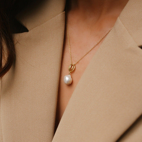 Retro Flame X Loulerie | The Lafayette Necklace | Gold Plated Necklace Model Image
